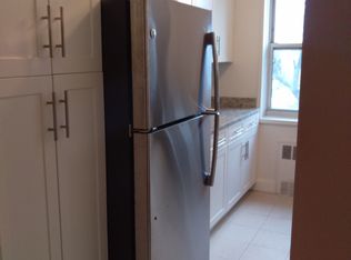 130 Pelham Rd APT 4C, New Rochelle, NY 10805