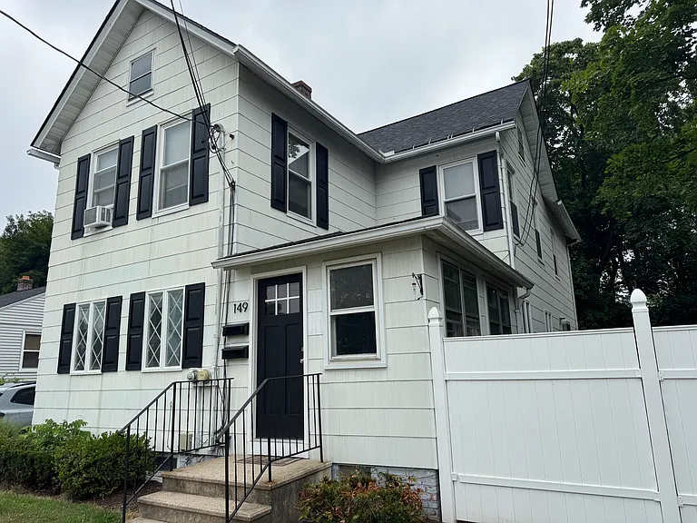 149 Broad St #1 — Photo 14