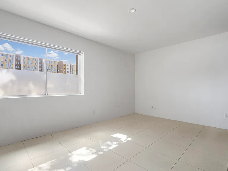 The Regency Apartment Homes — Photo 49