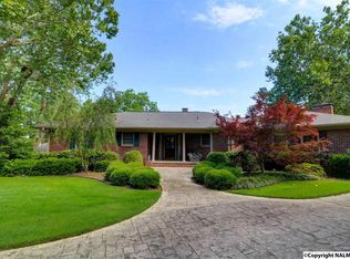 201 Oxford Dr SE, Huntsville, AL 35802