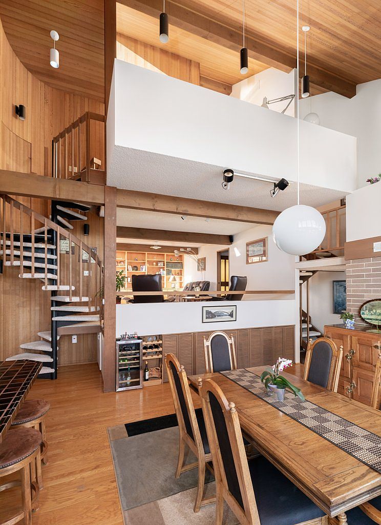 Oak Harbor, WA 98277