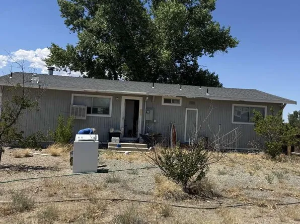 1 Homestead Ct, Yerington, NV 89447