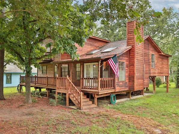 149 Cedar Ct, Magnolia, TX 77355