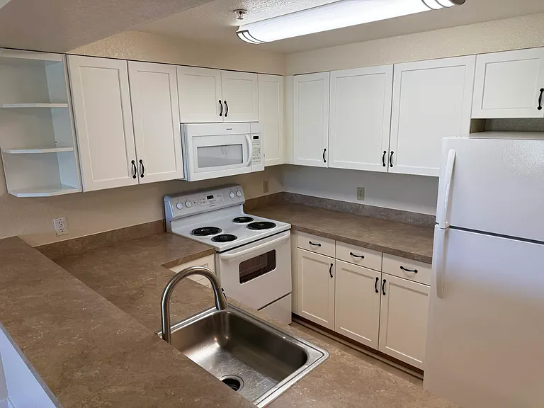 7017 35th Ave NE #205 — Photo 6