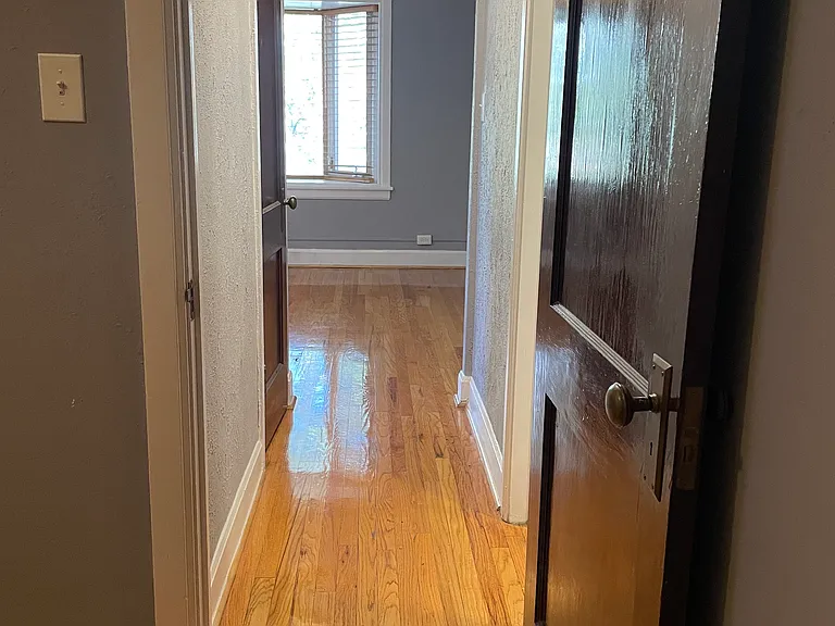 1760 N Pearl St #9 — Photo 25