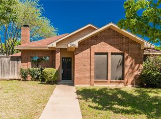 3915 November Ct, Arlington, TX 76016