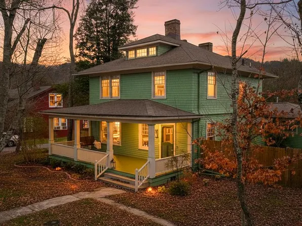 366 Hill St, Murphy, NC 28906