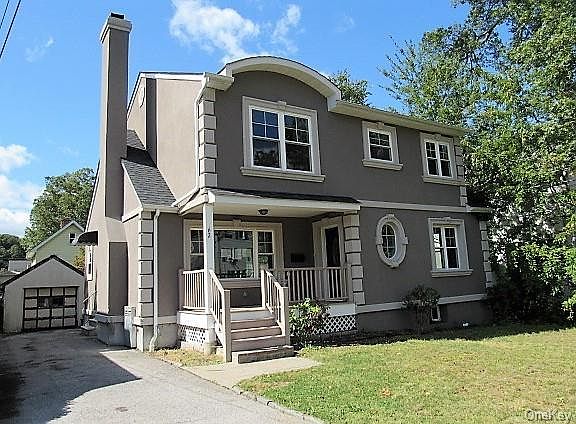 3rd image of 62 Smith Ave
