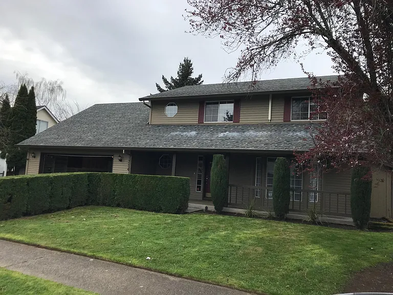 1714 SE 154th Ave — Photo 2