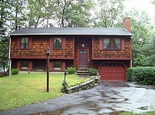 65 Shepard Rd, Sturbridge, MA 01566