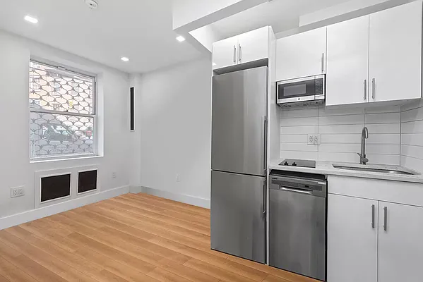 Rented by Corcoran | media 7