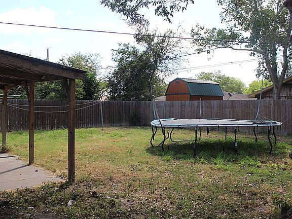 5th image of 2111 Colorado St