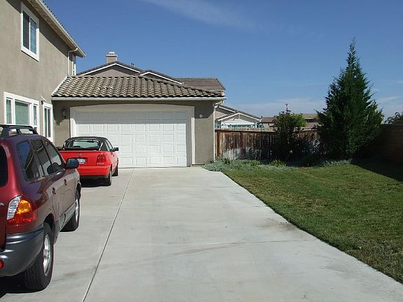 3rd image of 23520 Brigin Pl