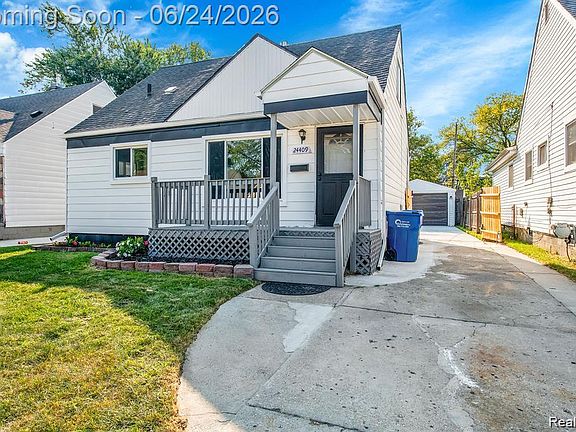 3rd image of 24409 Bolam Ave