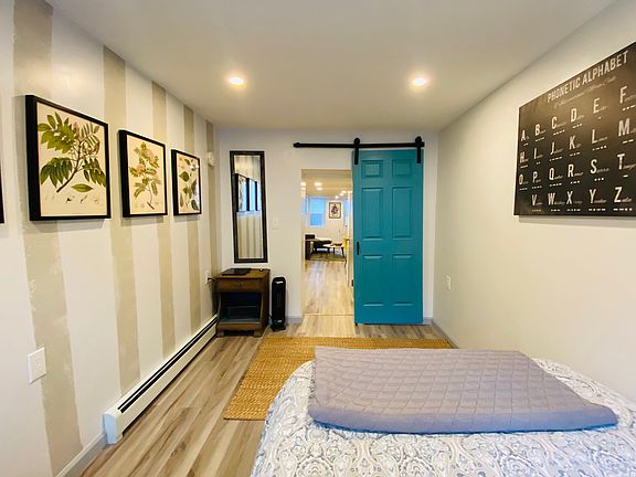 3rd image of 124 Pioneer St #1B