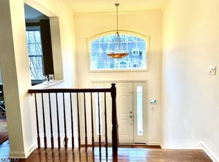 19 Luth Ter, West Orange, NJ 07052