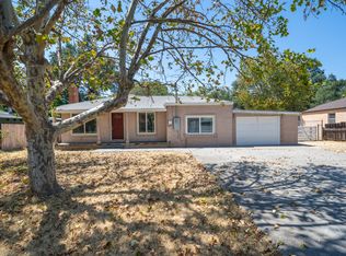 5370 Rosswood Ln, Redding, CA 96001