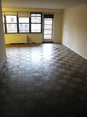 Rented by City Connections Realty | media 2