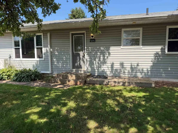 213 Patterson Dr, Charlottetown, PE C1A 8J2