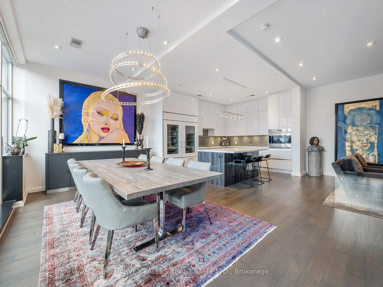 155 Yorkville Ave #303 photo 1
