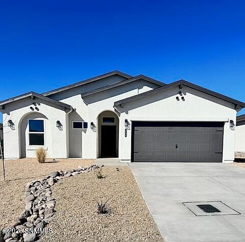 1st image of 3045 Gato Rd