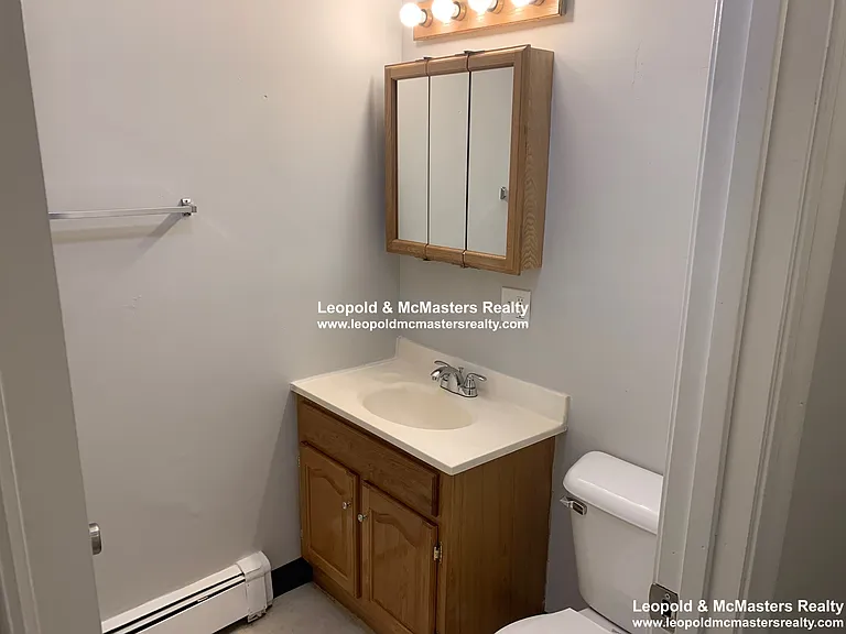 19 Linden St #3 — Photo 3