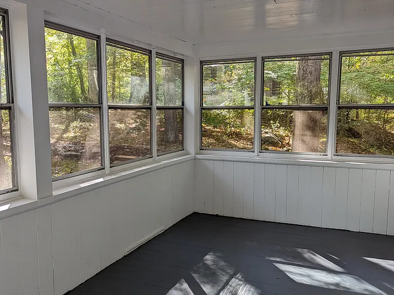 480 Maupas Rd — Photo 5