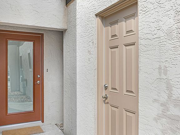 4th image of 3135 Finsterwald Dr