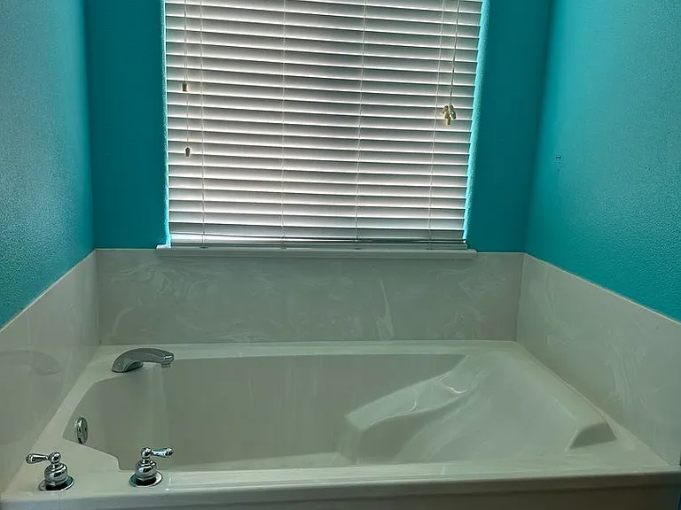 2526 S Jensen St — Photo 11