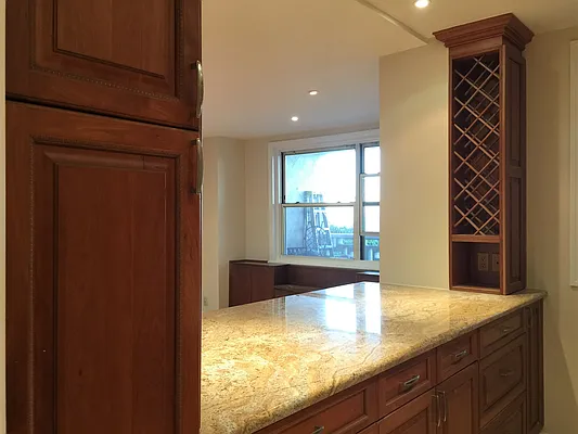 Rented by United Realty Properties Inc | media 8