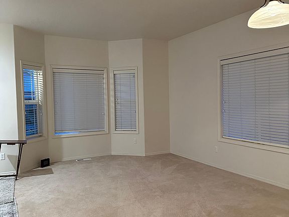 3rd image of 12402 NE 20th St