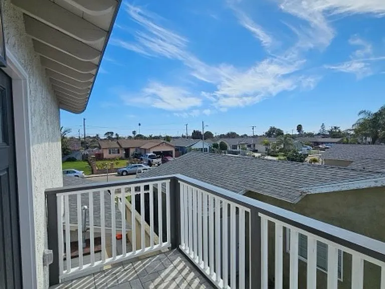 633 W Fir Ave #3 — Photo 3