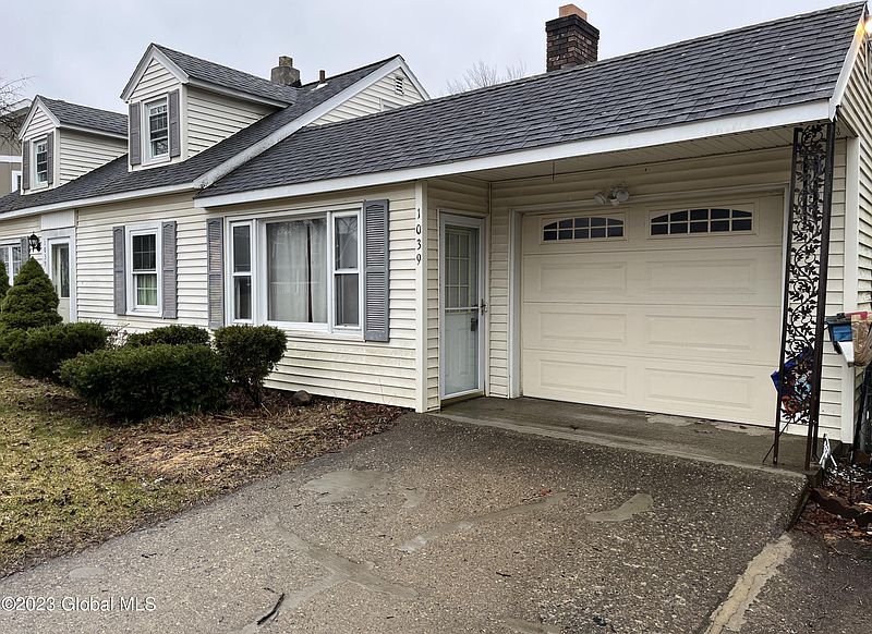 3rd image of 1039 Palazini Drive