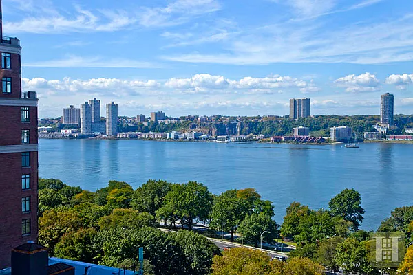 Rented by Halstead Real Estate | media 19