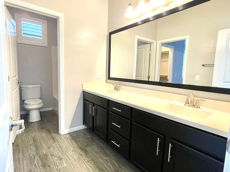 9702 Canyon Landing Ave — Photo 34