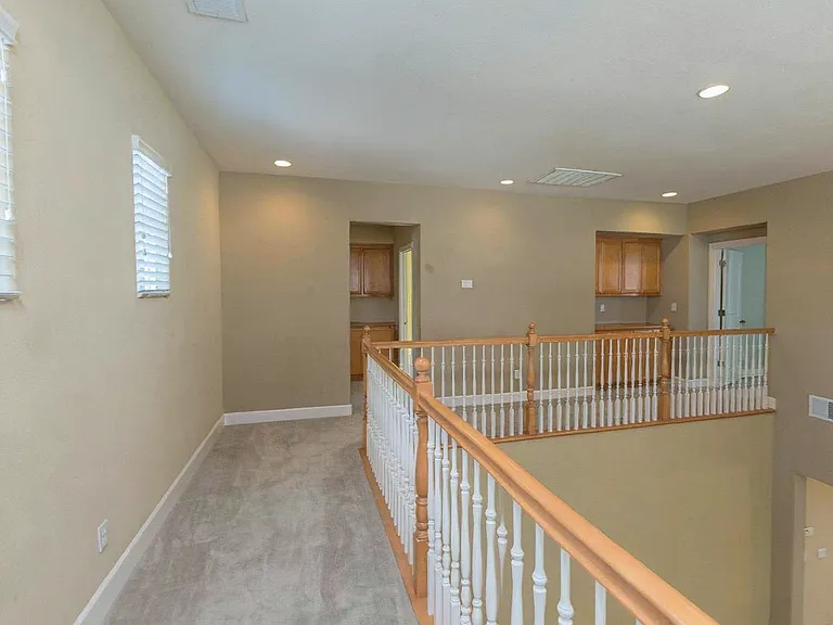 2168 Mornington Ln — Photo 9