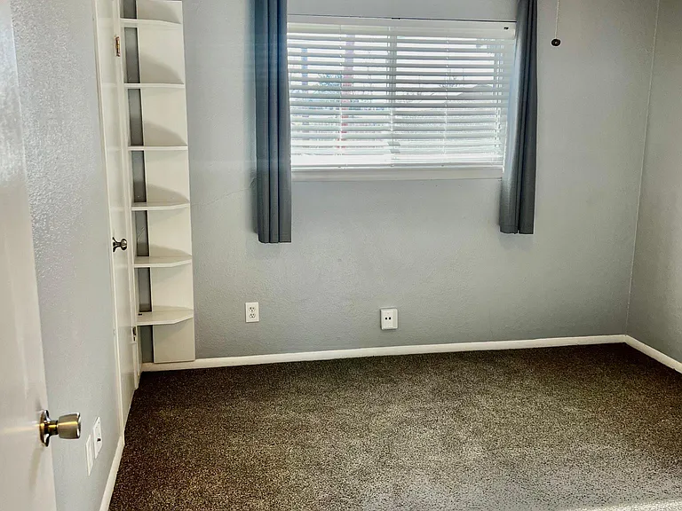 500 Ridgecrest Rd — Photo 16