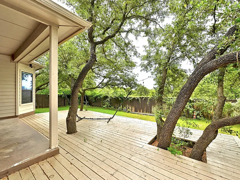 1611 Rimstone Dr — Photo 27