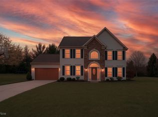 8638 Graham Cir, Olmsted Falls, OH