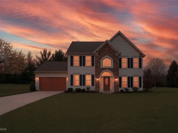 8638 Graham Cir, Olmsted Falls, OH 44138