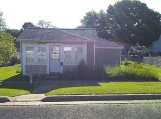 505 Jones St, Eureka, IL