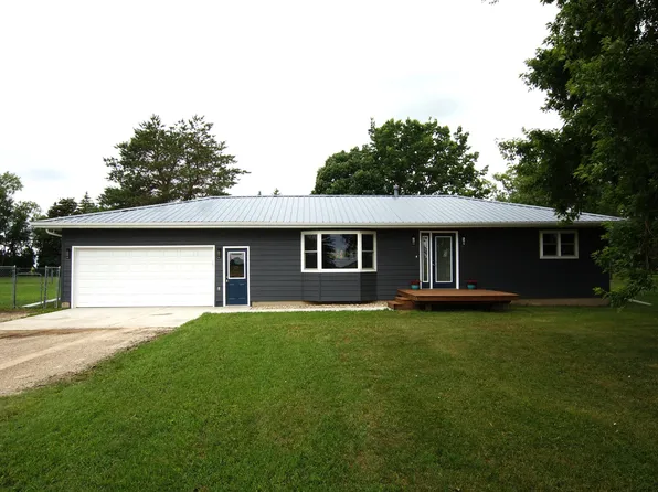 1994 Pasque Pkwy, Aberdeen, SD 57401