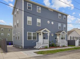 42 Calhoun Ave, Providence, RI 02907