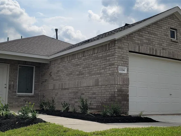 9223 Lowan Terrace Dr, Baytown, TX 77521