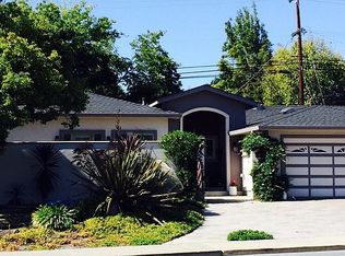 3698 Farm Hill Blvd, Redwood City, CA 94061