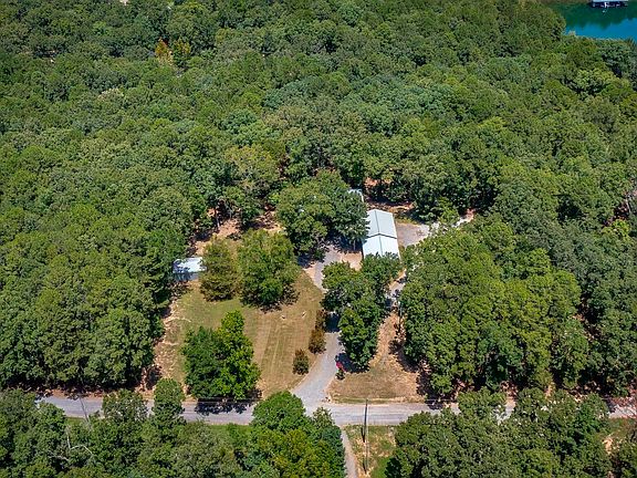 3rd image of 49 Starfield Rd E