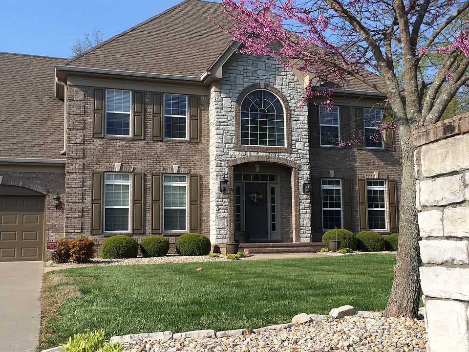1st image of 2102 Glenwood Dr