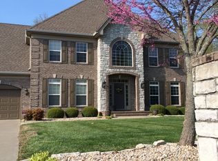 2102 Glenwood Dr, Murray, KY 42071