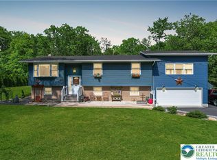 8539 Rextown Rd, Slatington, PA 18080