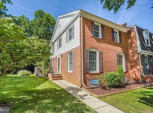7044 Leestone St, Springfield, VA 22151